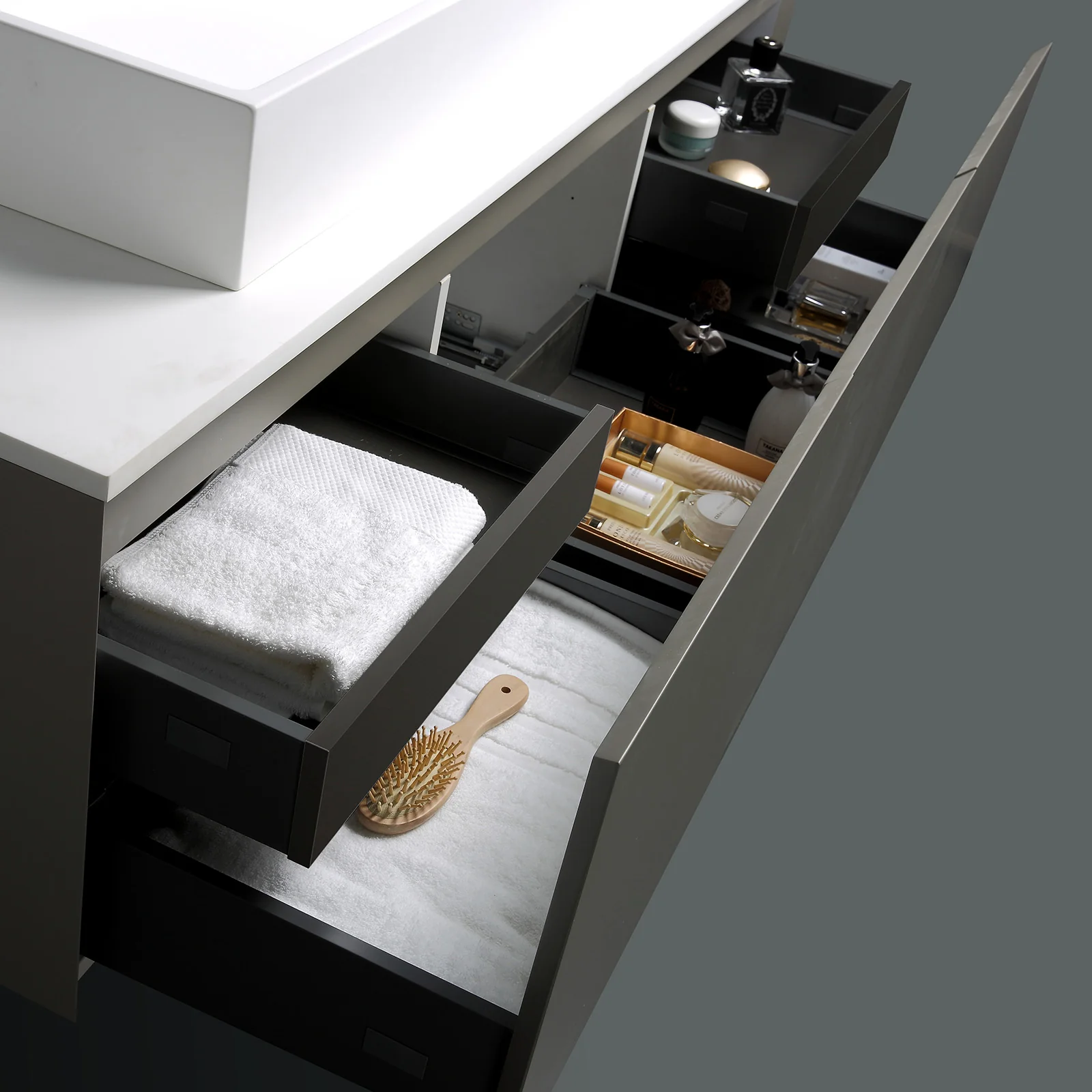 Miniatyrbild 4